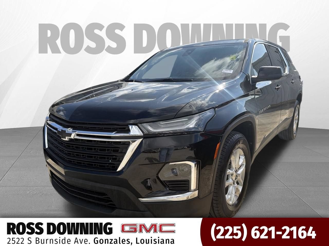2022 Chevrolet Traverse LS in Mosaic Black Metallic — front three-quarter view