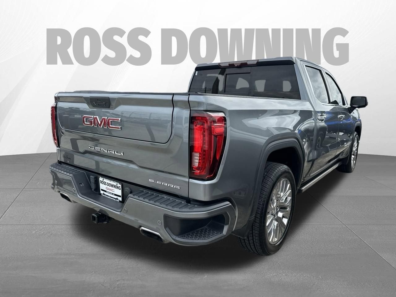 2020 GMC Sierra 1500 — interior view