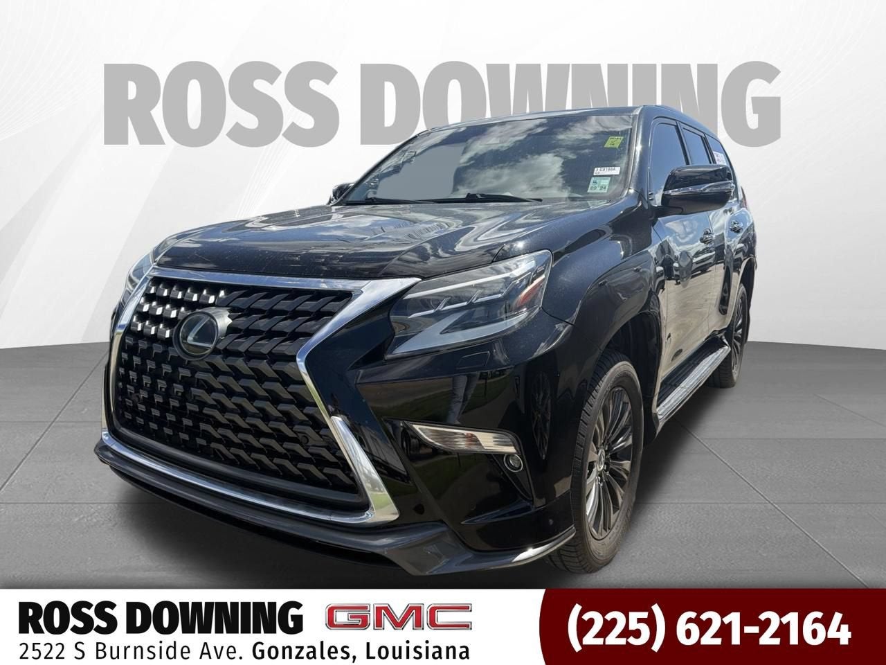 2020 Lexus GX 460 Premium in Black — front three-quarter view